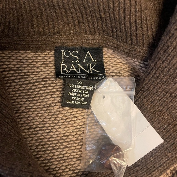 Lambs Wool Jos. A. Bank executive collection Brown V-Neck Sweater - Picture 2 of 5